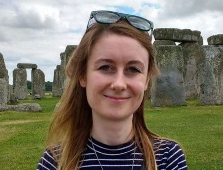Location Independent Tips From A Full Time Freelancer + Making Less and Traveling More