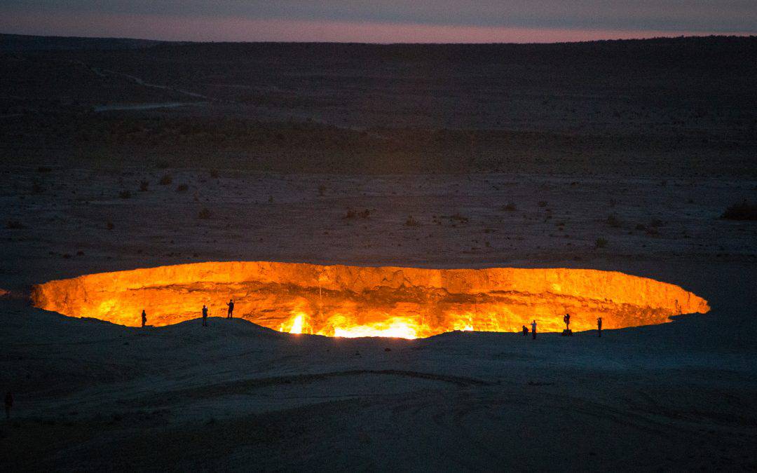Hell on Earth: Top 7 Otherworldly Destinations with Erika Engelhaupt