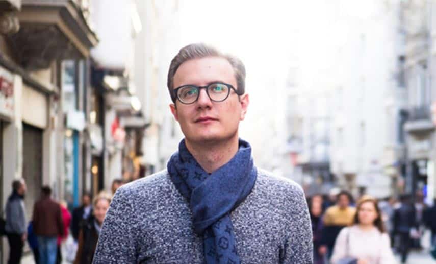 How To Get A Second Passport + Taxes and Banking For Nomads: An Interview With Andrew Henderson “The Nomad Capitalist”